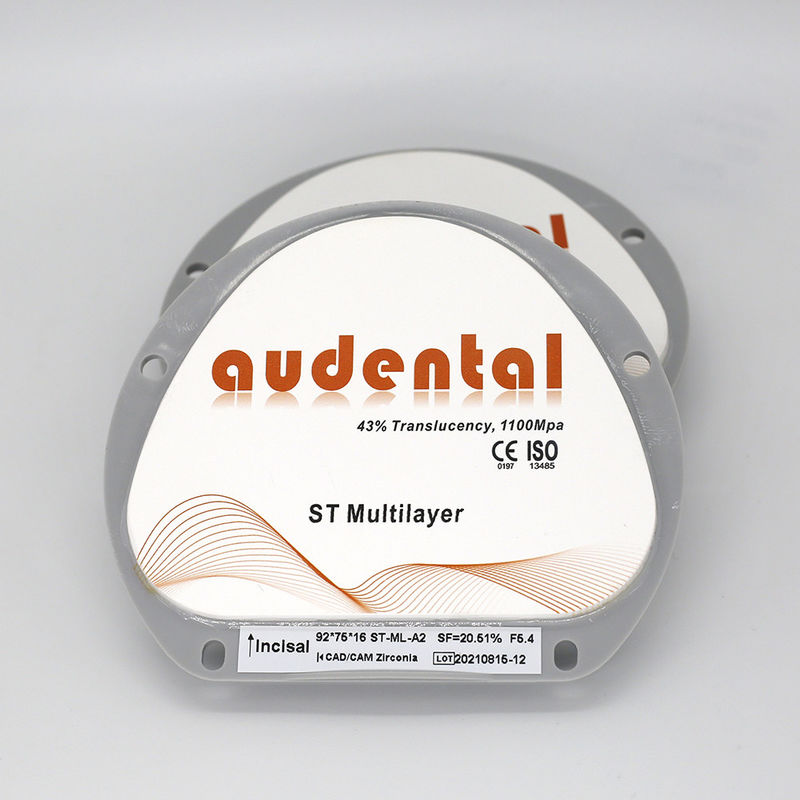 1100Mpa 43% Translucide ST Multicouche Blocs de zirconium pour les facettes lisses Vita 16 Couleur
