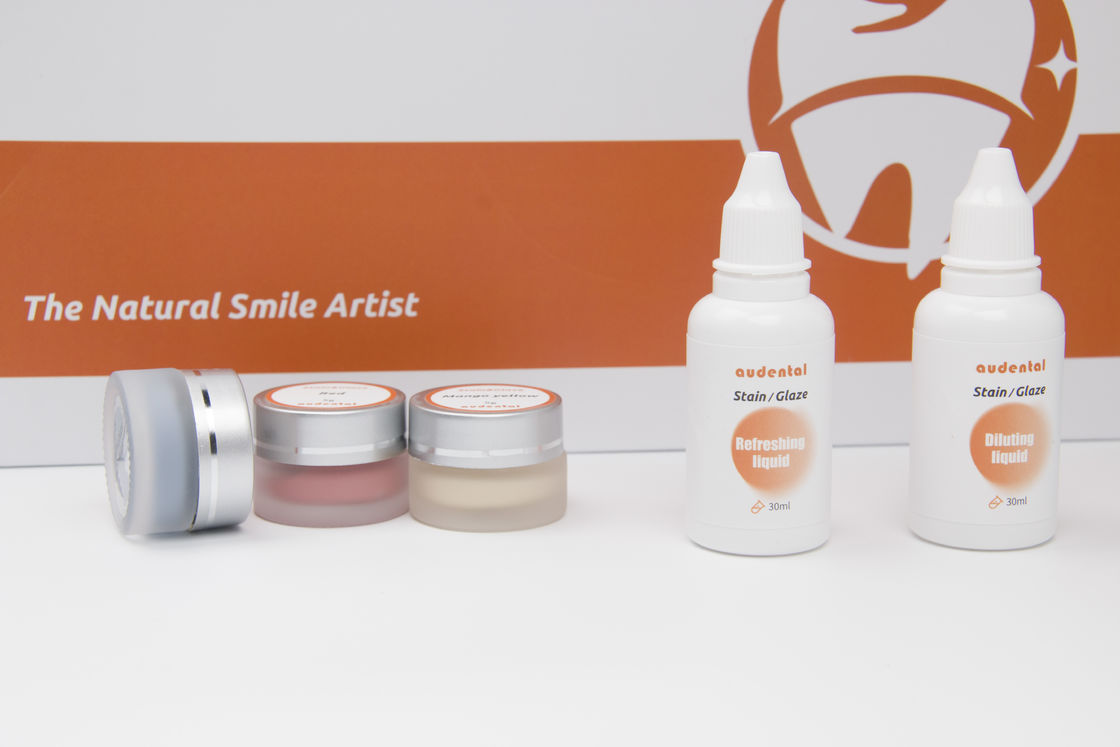 Un ensemble de pâte de glaçage pour équipement de laboratoire dentaire pour obtenir un effet idéal en une seule teinture