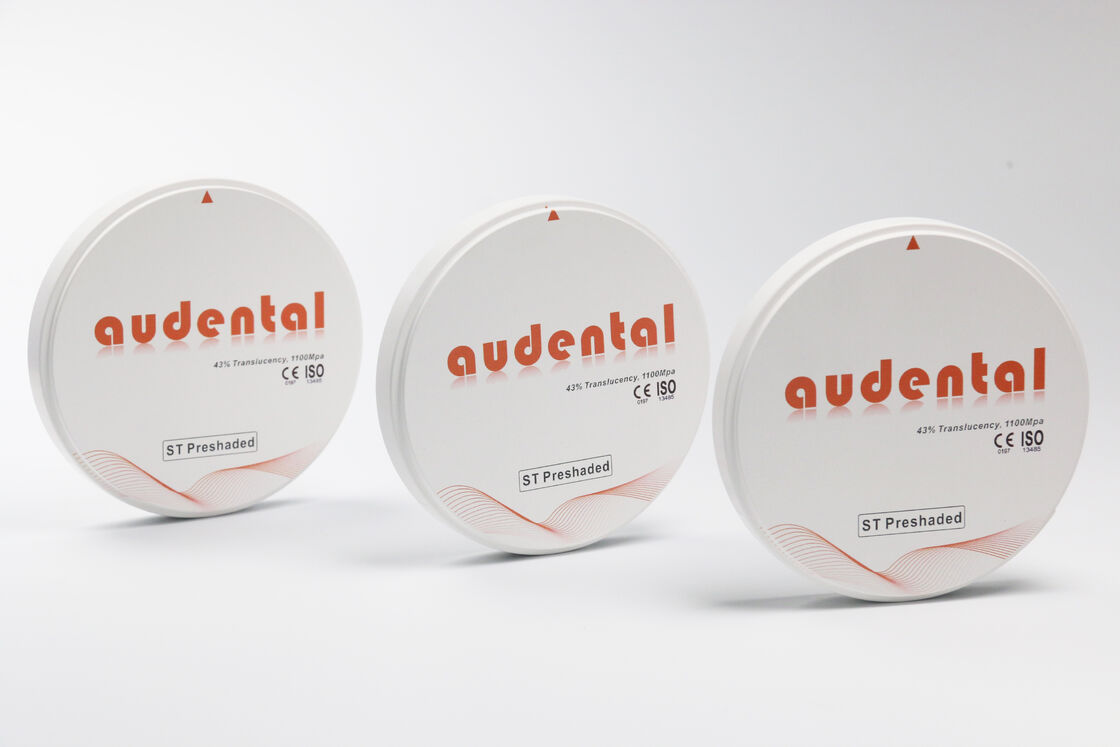 Bloc de zirconium pré-ombré offrant une biocompatibilité prouvée et une conformité avec les exigences relatives aux dispositifs médicaux pour des soins dentaires sûrs