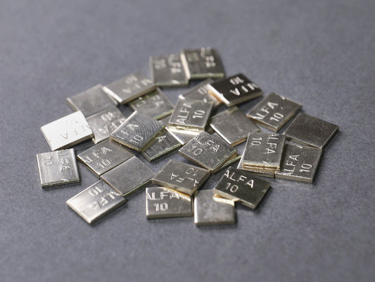 L'Audental A42 NOBLE ALLOY /Crown Bridge Alloy /Yellow/Au49.5% est un alliage dentaire de qualité professionnelle pour les applications de couronne et de pont