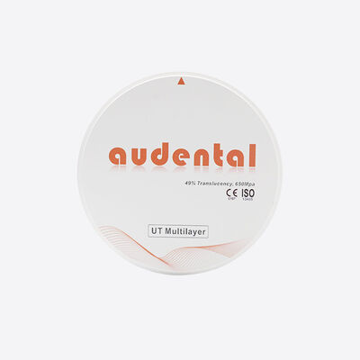 Bloc de zirconium multicouche offrant une résistance équilibrée et une haute translucide pour les applications dentaires antérieures et postérieures